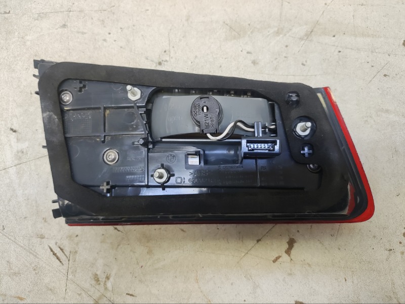 Фонарь задний правый