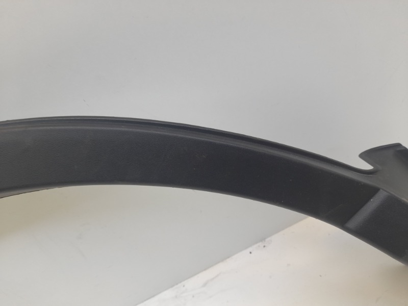 Накладка заднего крыла правого