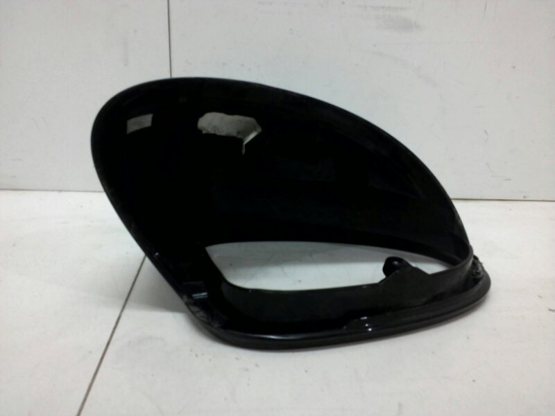 Накладка зеркала левого