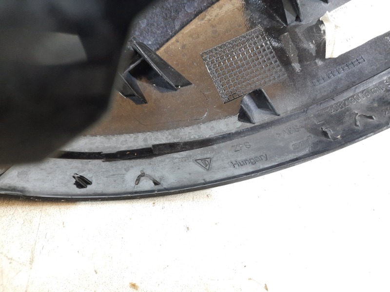 Накладка зеркала левого