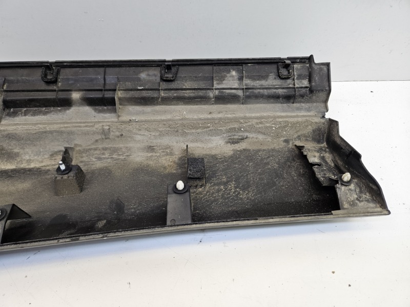 Накладка двери задней правой