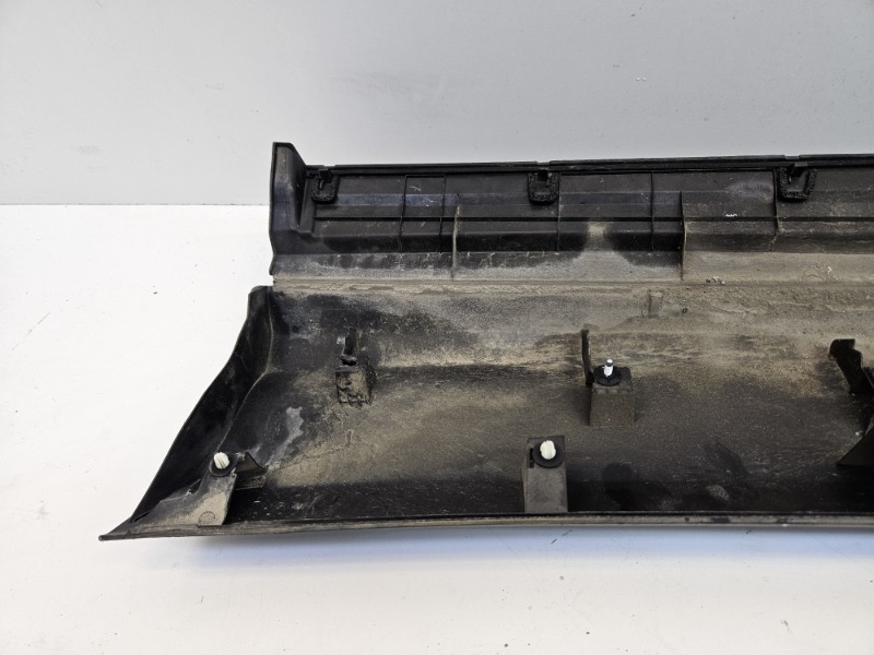 Накладка двери задней правой