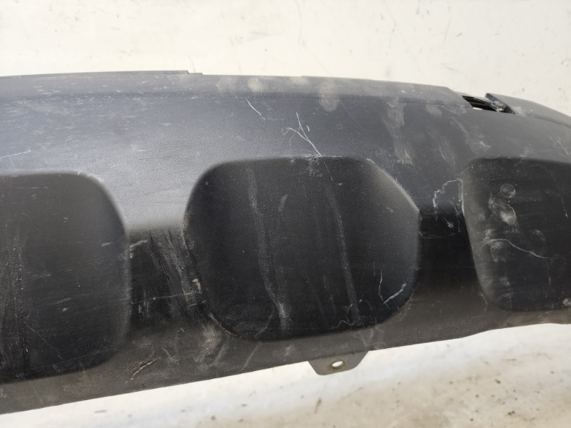 Спойлер заднего бампера