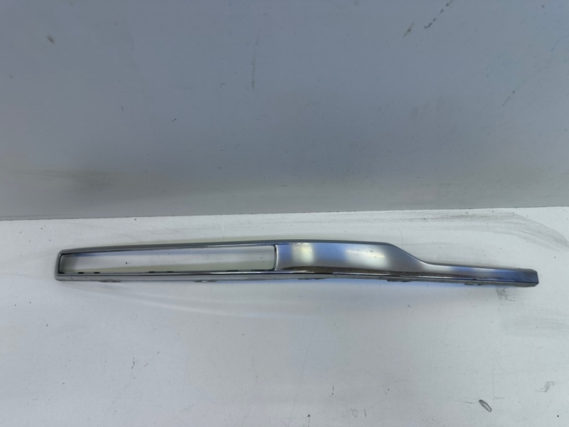 Молдинг переднего бампера правый