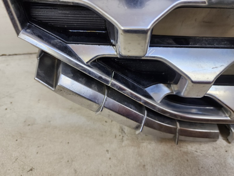 Решетка радиатора