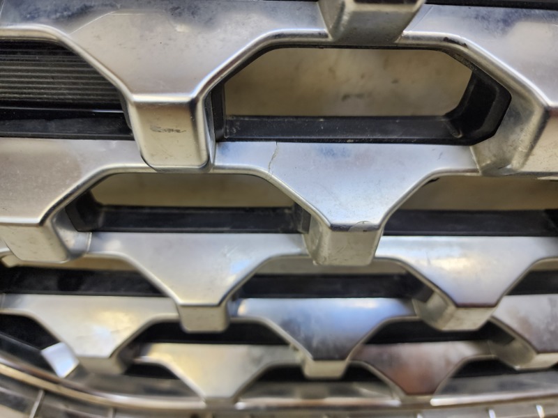 Решетка радиатора