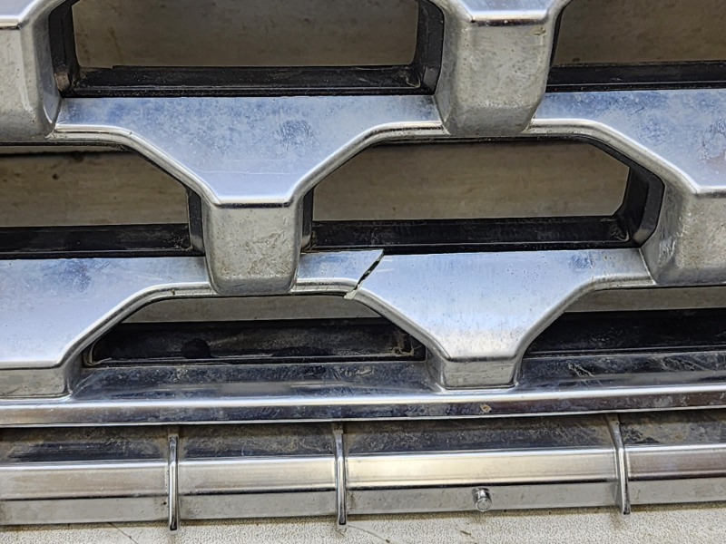 Решетка радиатора