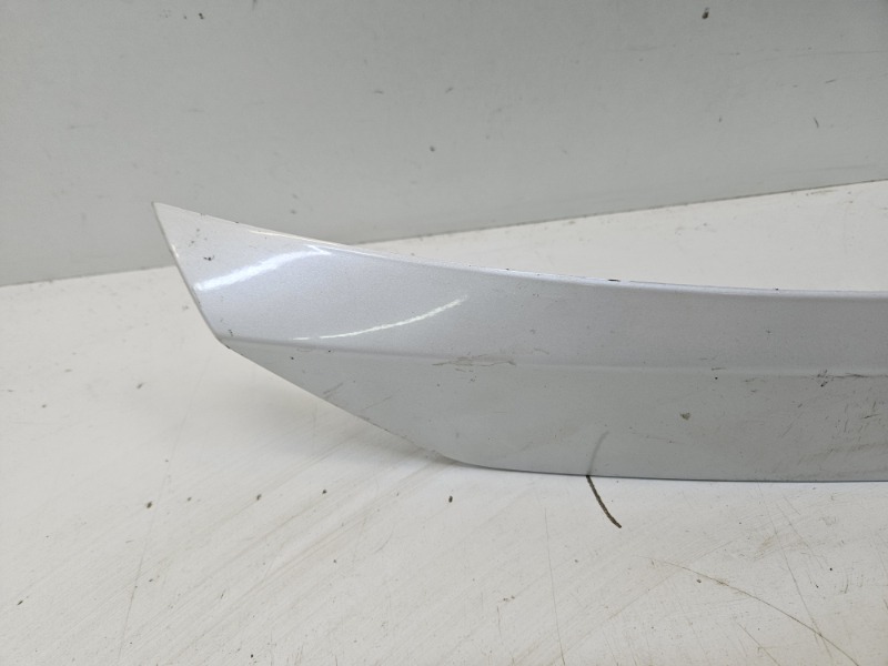 Накладка крышки багажника