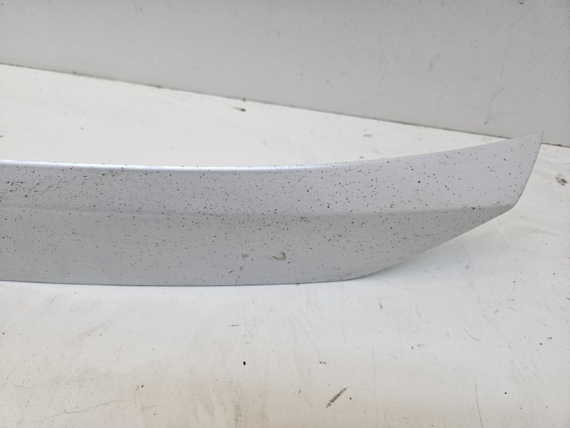 Накладка крышки багажника