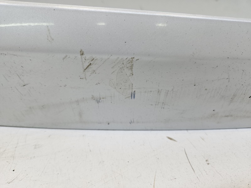 Накладка крышки багажника