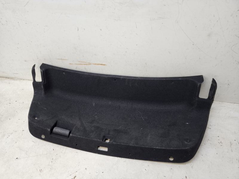 Обшивка багажника