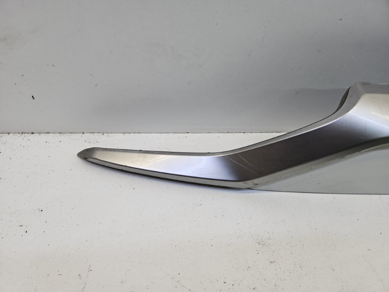 Накладка крышки багажника