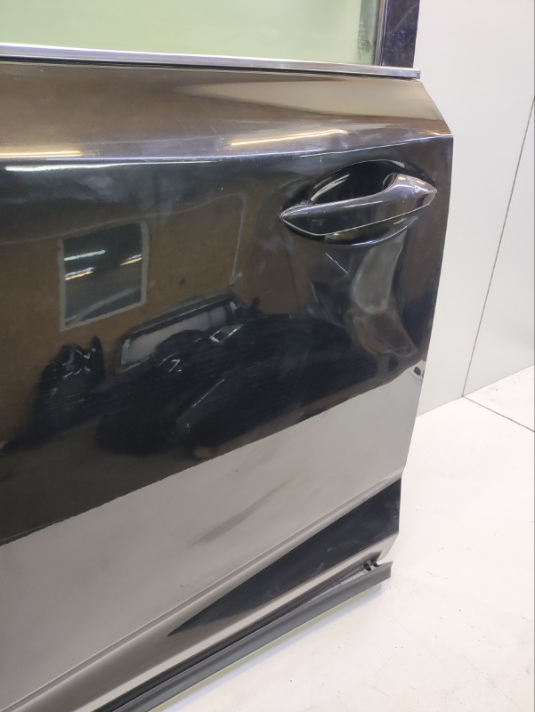 Дверь передняя левая