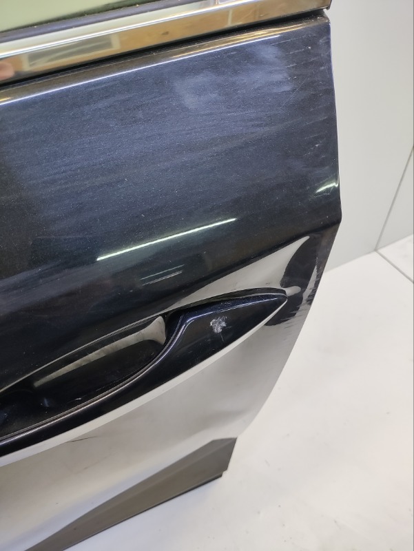 Дверь передняя левая