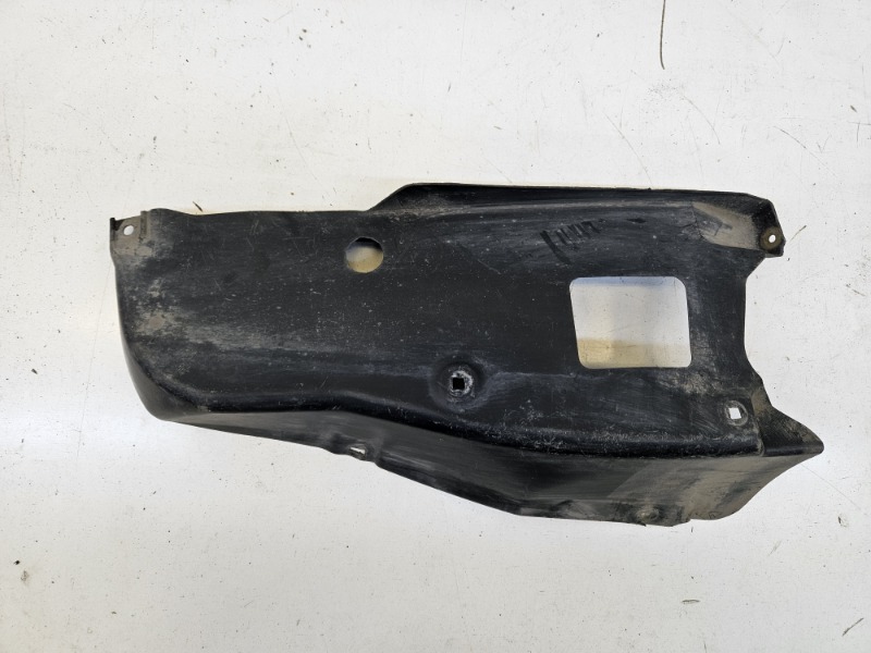 Пыльник двигателя