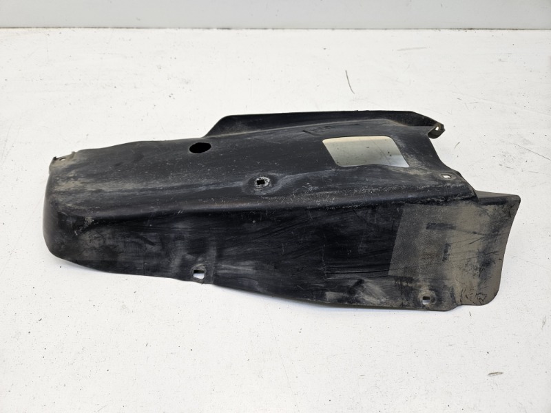 Пыльник двигателя