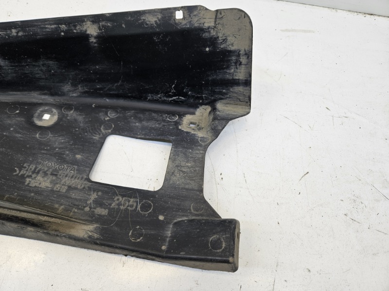 Пыльник двигателя