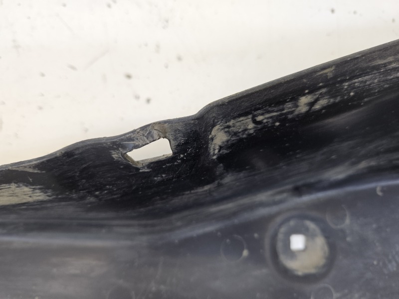 Пыльник двигателя