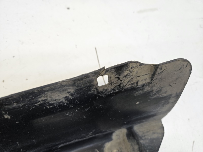 Пыльник двигателя