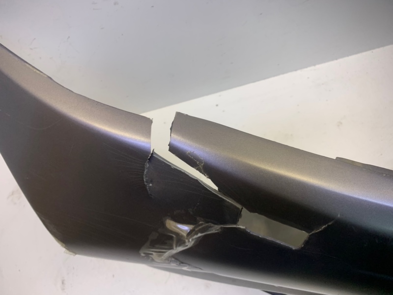 Бампер передний