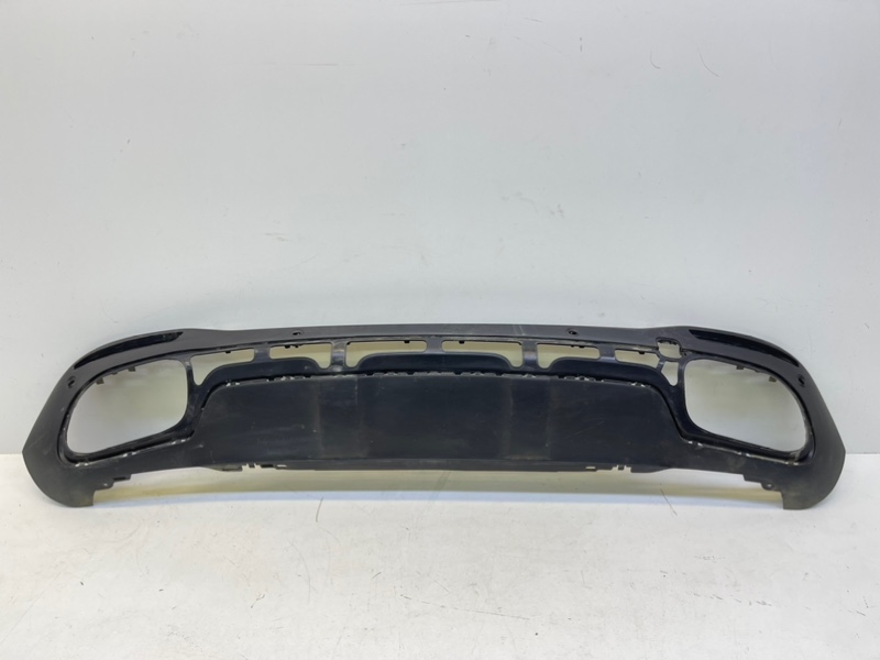 Спойлер заднего бампера