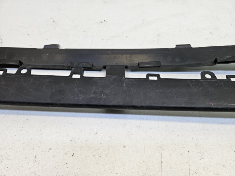 Спойлер переднего бампера