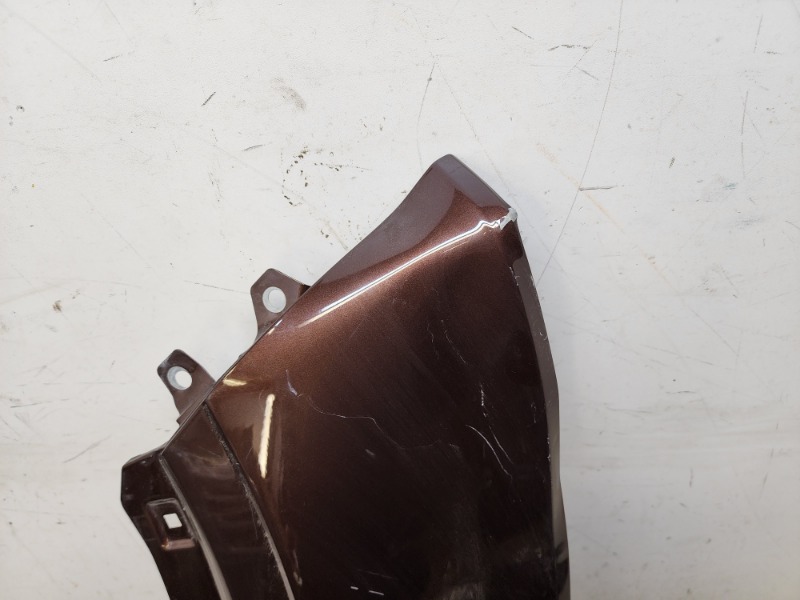 Крыло переднее левое