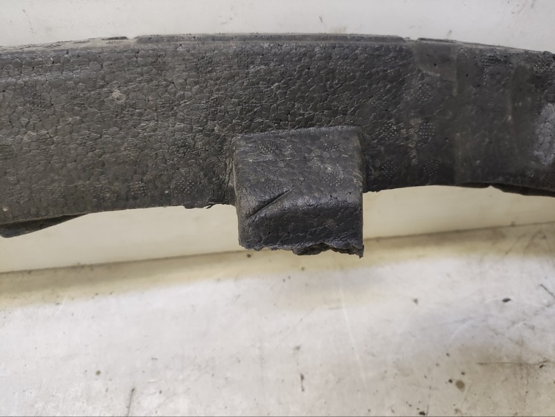 Наполнитель переднего бампера