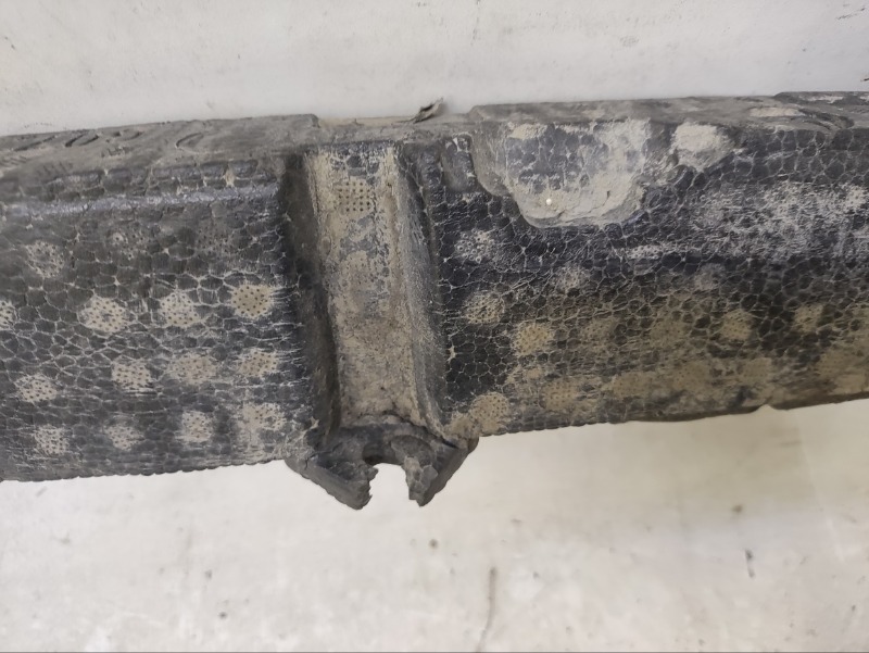 Наполнитель переднего бампера