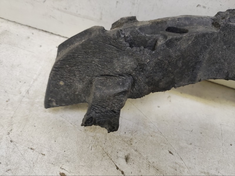 Наполнитель переднего бампера