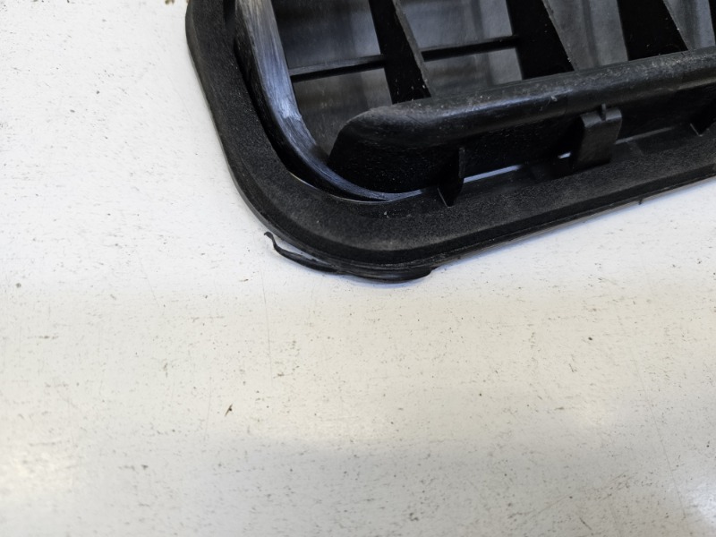 Клапан вентиляции картерных газов