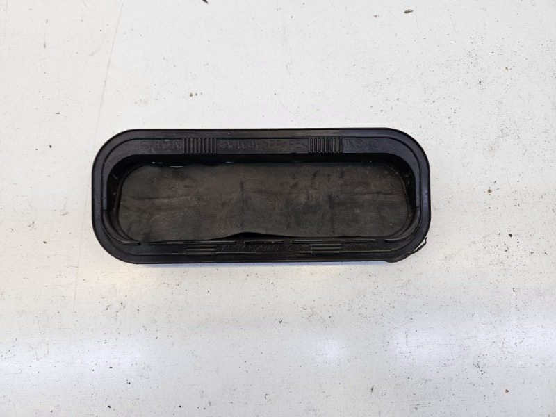 Клапан вентиляции картерных газов