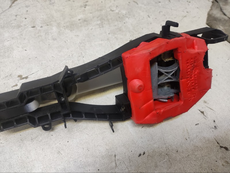 Ручка двери передней наружная правая