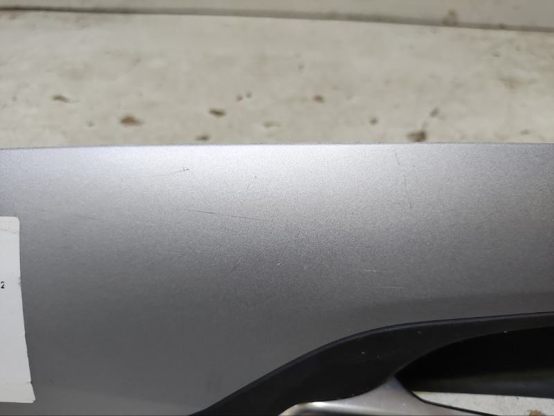 Накладка двери передней левой