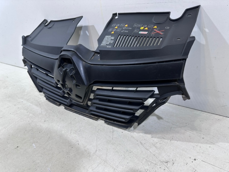 Решетка радиатора