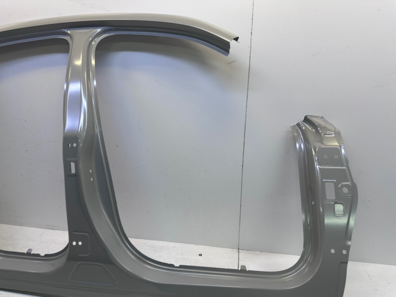 Кузовной элемент