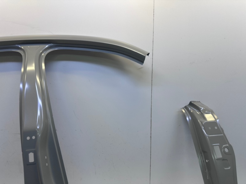 Кузовной элемент