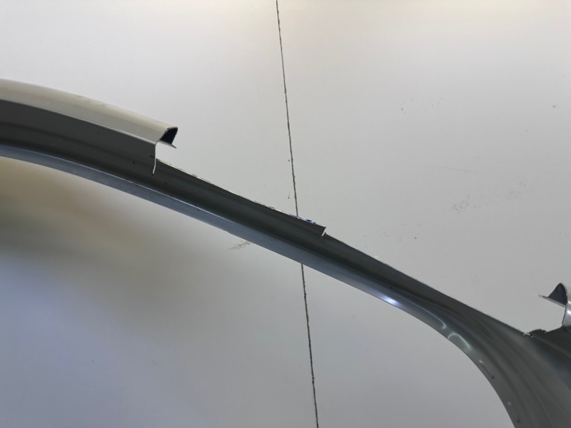 Кузовной элемент