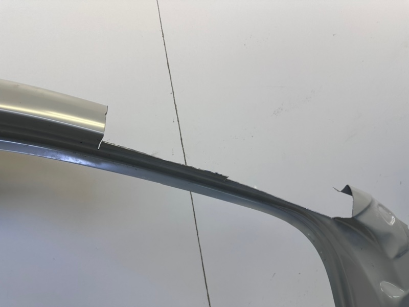 Кузовной элемент