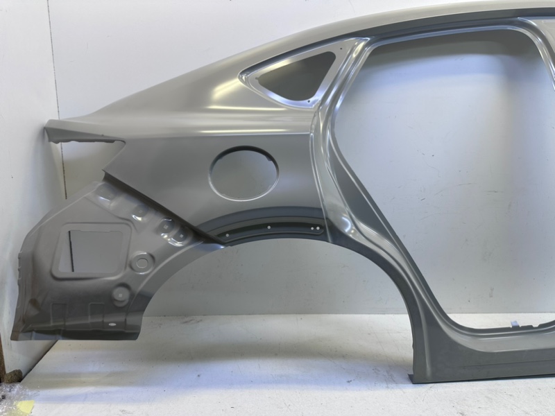 Кузовной элемент