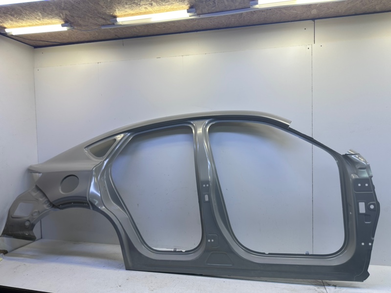 Кузовной элемент