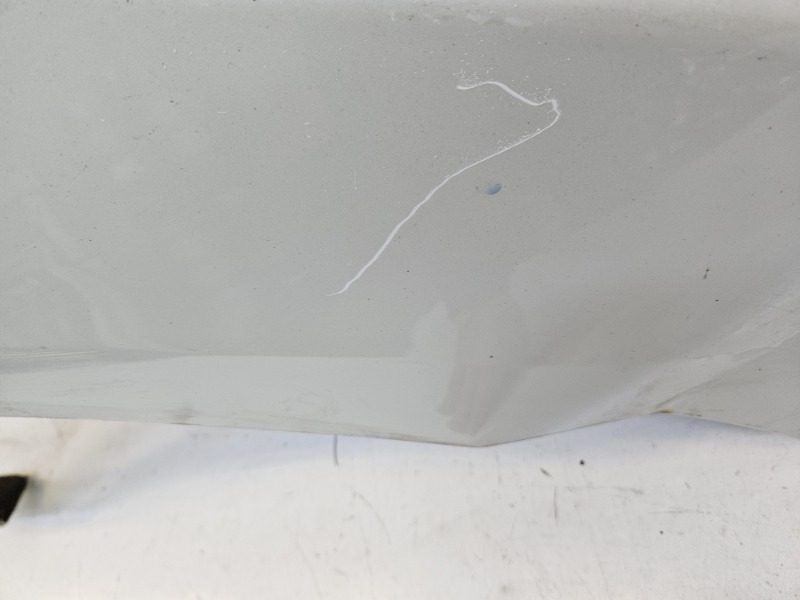 Крыло переднее правое