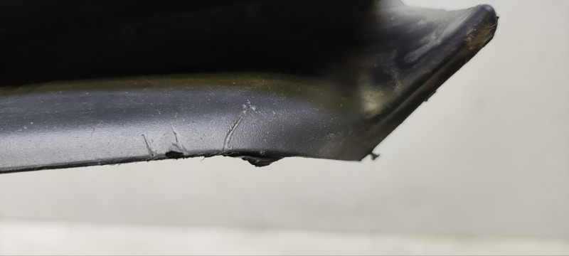 Накладка переднего бампера левая