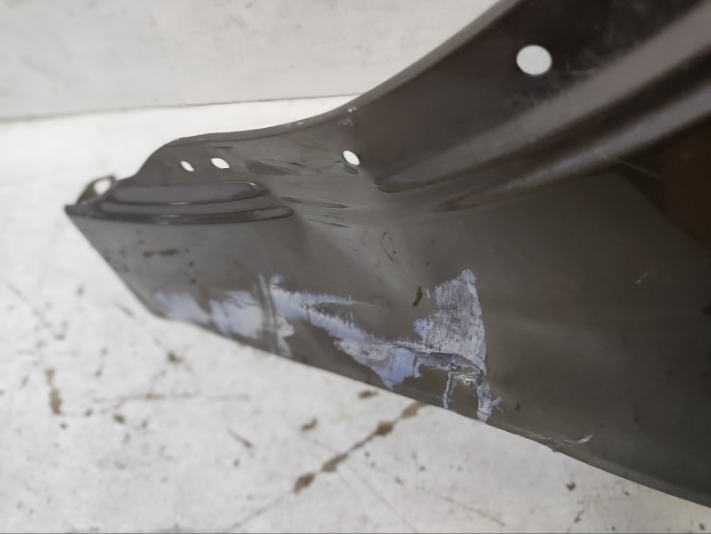 Крыло переднее левое