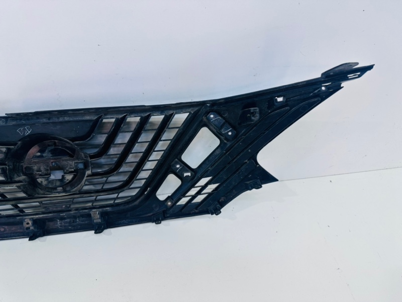 Решетка радиатора