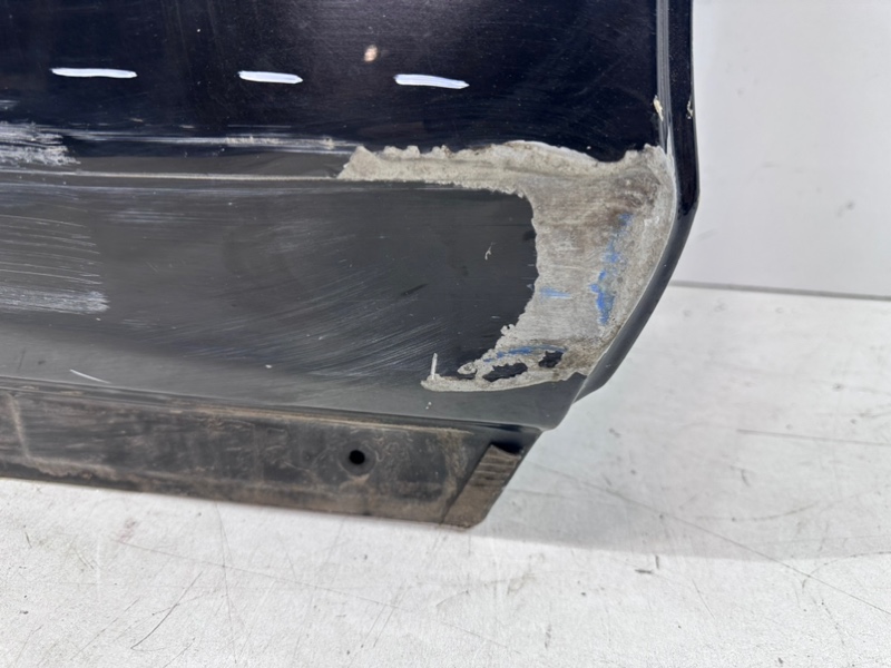 Дверь задняя правая