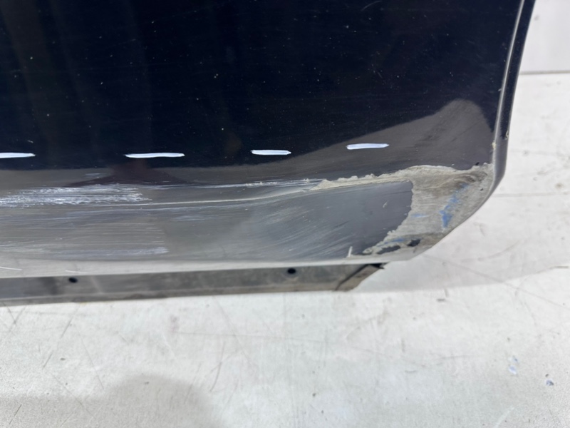 Дверь задняя правая