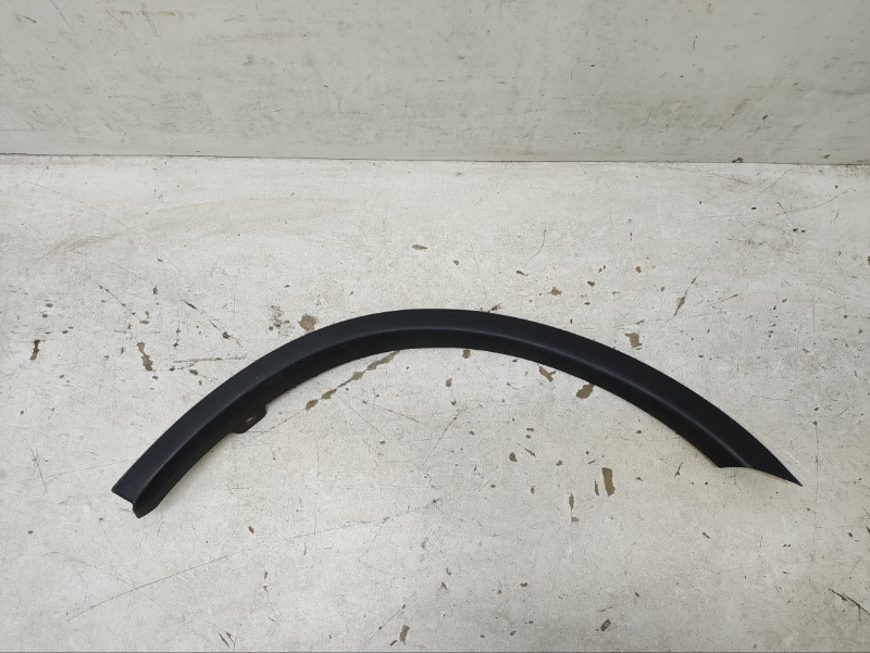 Накладка заднего крыла левого