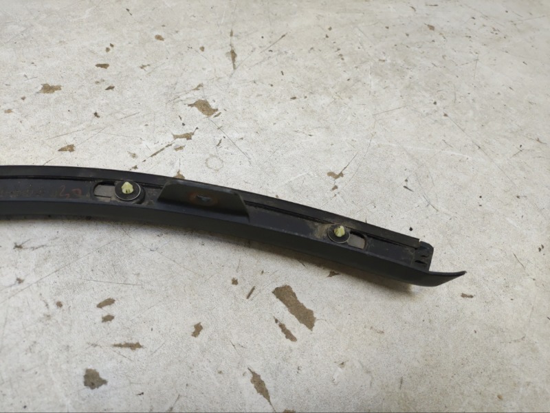 Накладка заднего крыла левого