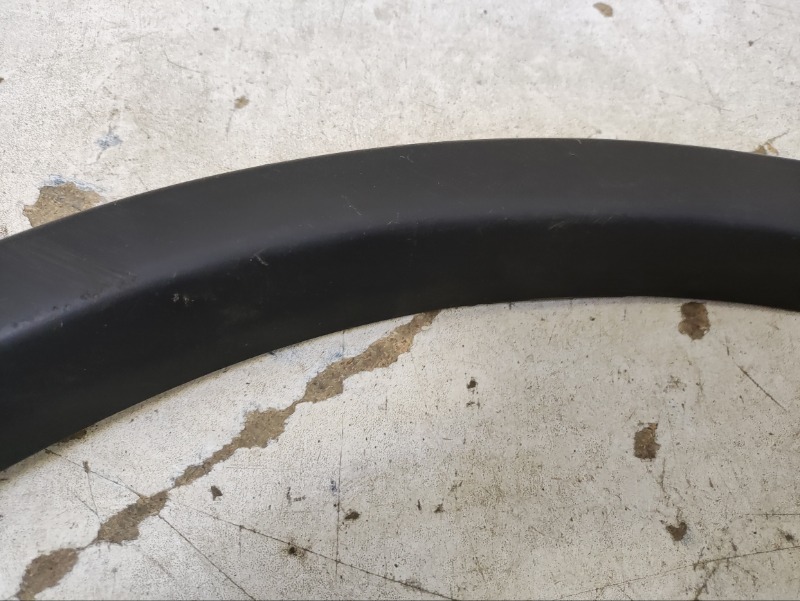 Накладка заднего крыла левого